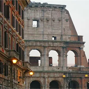 Apartment Colosseum Street